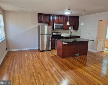 7254 Mansfield Avenue - Photo Thumbnail 11