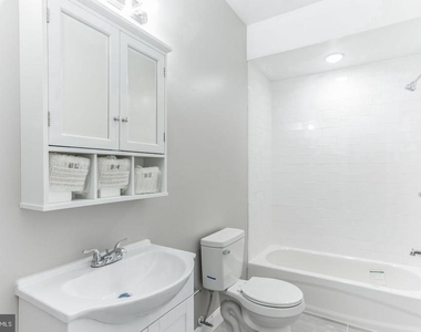 667 N 39th Street - Photo Thumbnail 11