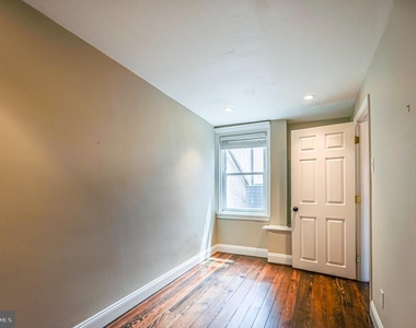 1523 S Clarion Street - Photo Thumbnail 12