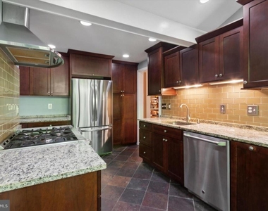 626 Lakeside Avenue - Photo Thumbnail 6