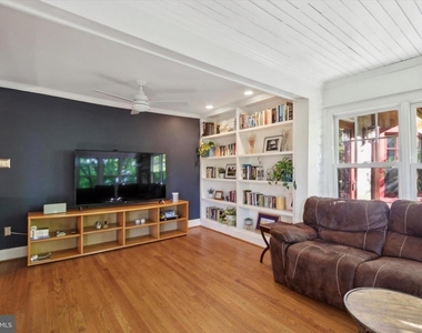 626 Lakeside Avenue - Photo Thumbnail 2