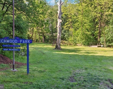 626 Lakeside Avenue - Photo Thumbnail 27