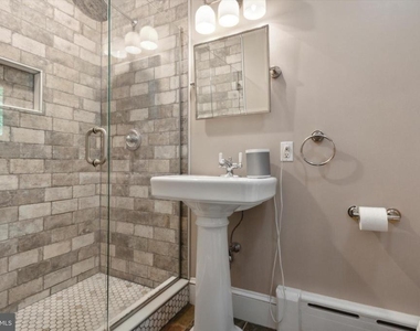 626 Lakeside Avenue - Photo Thumbnail 11