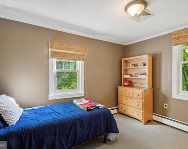 626 Lakeside Avenue - Photo Thumbnail 13