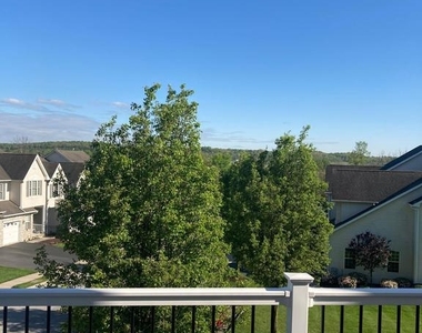 118 Madison Way - Photo Thumbnail 3