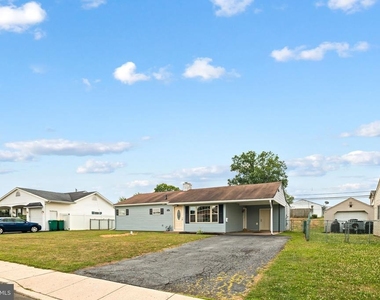 224 Suffolk Road - Photo Thumbnail 1