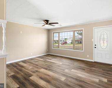 224 Suffolk Road - Photo Thumbnail 6