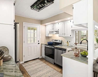 224 Suffolk Road - Photo Thumbnail 2