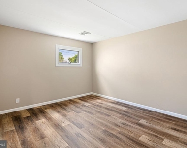 224 Suffolk Road - Photo Thumbnail 14