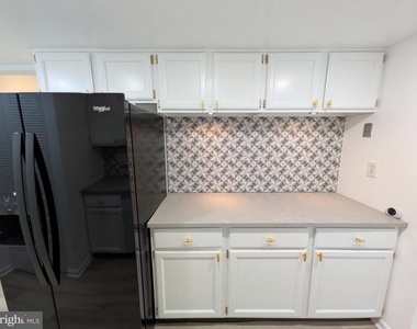 34 Hermitage Drive - Photo Thumbnail 11