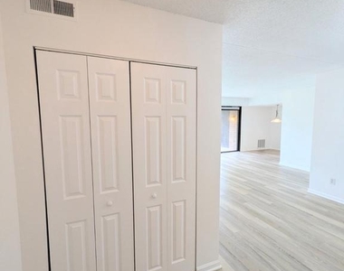 34 Hermitage Drive - Photo Thumbnail 3