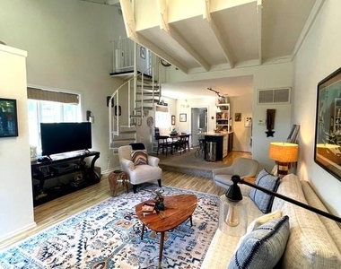 29 Oscar Hammerstein Way - Photo Thumbnail 8