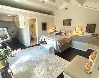 29 Oscar Hammerstein Way - Photo Thumbnail 24