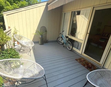 29 Oscar Hammerstein Way - Photo Thumbnail 29