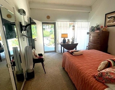 29 Oscar Hammerstein Way - Photo Thumbnail 15