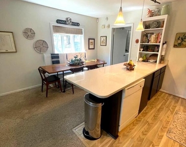 29 Oscar Hammerstein Way - Photo Thumbnail 11