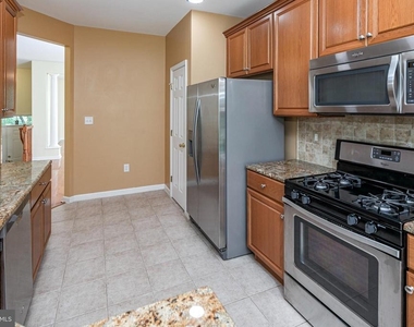 40 Kennedy Court - Photo Thumbnail 16