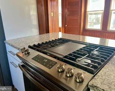 171 N River Drive - Photo Thumbnail 6