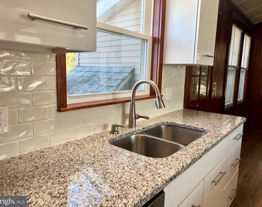 171 N River Drive - Photo Thumbnail 7