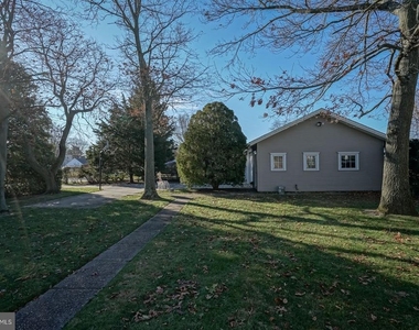 171 N River Drive - Photo Thumbnail 17