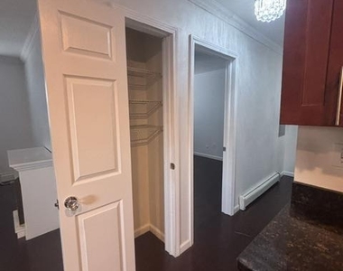 402 4th Avenue - Photo Thumbnail 9
