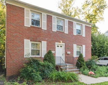 149 N Harrison Street - Photo Thumbnail 2