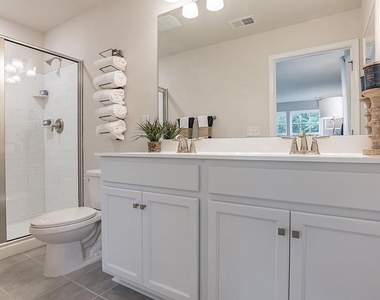 113 Mazzeo Drive - Photo Thumbnail 5