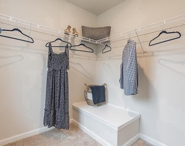 113 Mazzeo Drive - Photo Thumbnail 6