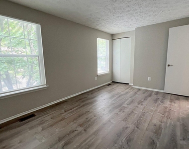 16337 Pewter Lane - Photo Thumbnail 10
