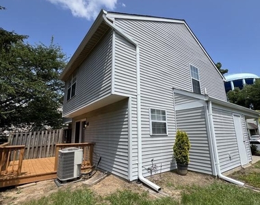 16337 Pewter Lane - Photo Thumbnail 17