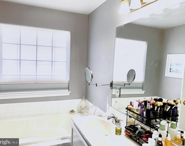 13853 Bailiwick Terrace - Photo Thumbnail 10