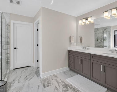 6106 Swansea Street - Photo Thumbnail 19