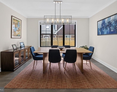 6106 Swansea Street - Photo Thumbnail 4