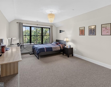 6106 Swansea Street - Photo Thumbnail 30