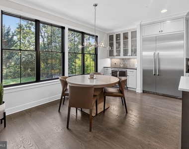 6106 Swansea Street - Photo Thumbnail 10