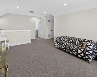 6106 Swansea Street - Photo Thumbnail 29