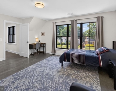 6106 Swansea Street - Photo Thumbnail 23