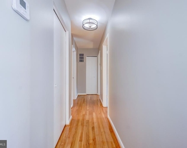 6417 Earlham Drive - Photo Thumbnail 14