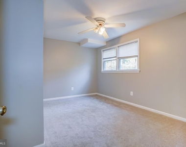 6417 Earlham Drive - Photo Thumbnail 26