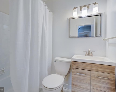 6417 Earlham Drive - Photo Thumbnail 19