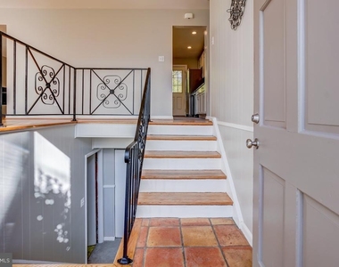 6417 Earlham Drive - Photo Thumbnail 3