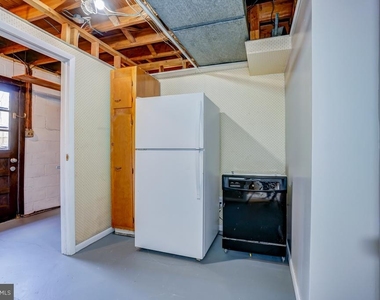 6417 Earlham Drive - Photo Thumbnail 29