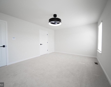 442 Whirl Lane - Photo Thumbnail 19
