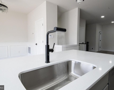 442 Whirl Lane - Photo Thumbnail 10