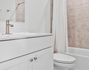 2764 Bridgewater Drive - Photo Thumbnail 24
