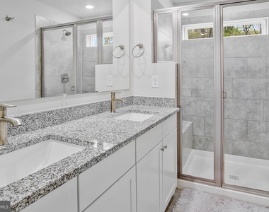 2764 Bridgewater Drive - Photo Thumbnail 18