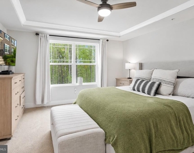2764 Bridgewater Drive - Photo Thumbnail 34