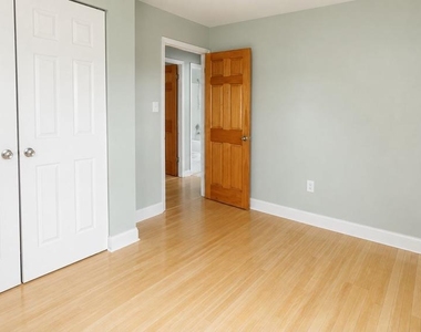 3605 12th Street - Photo Thumbnail 18
