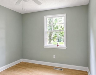 3605 12th Street - Photo Thumbnail 10