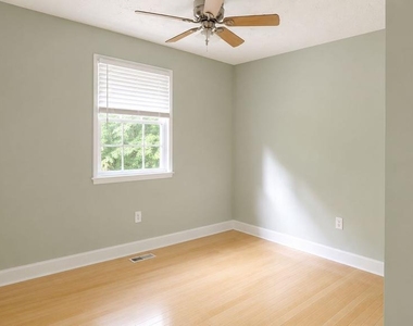 3605 12th Street - Photo Thumbnail 19